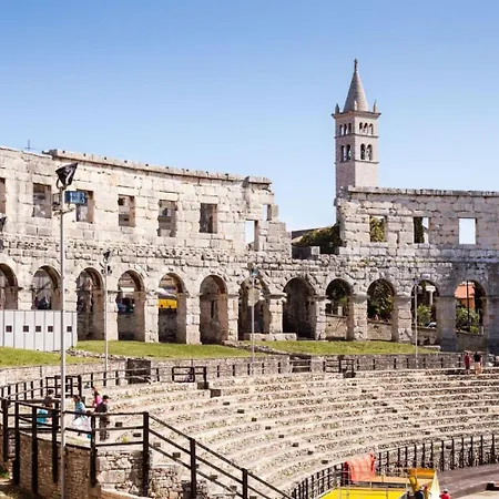 Bijela Uvala - Roan Porec