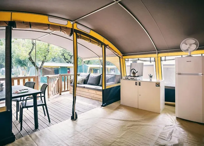 Bijela Uvala - Roan Kemping *